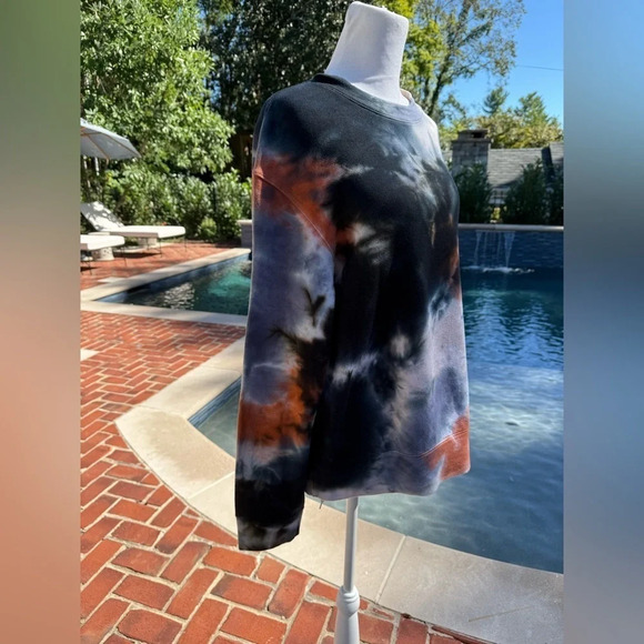 Monrow Women’s Tie Dye Sweatshirt Size M - Picture 4 of 10